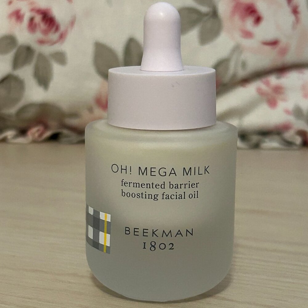 Oh! Mega Milk Fermented Barrier Boosting Facial Oil - Picture 12 of 13